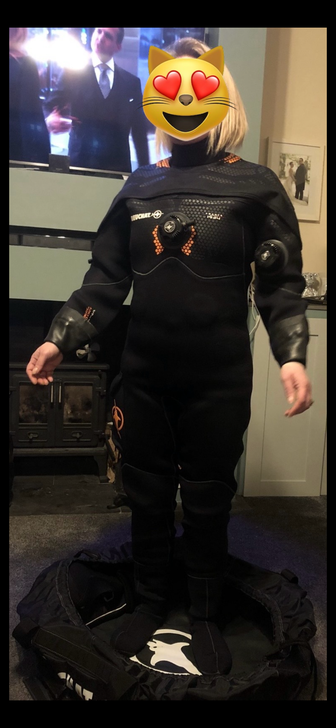 Pre-Loved Bauchat Iceberg Pro Drysuit  Like New, Size Small 5ft 1” Person. like New