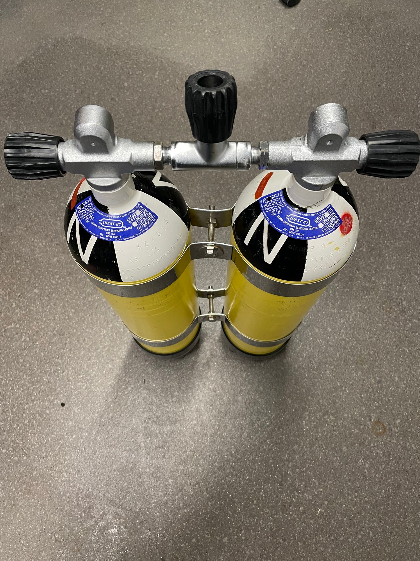 7L Twin Set, Scuba Cylinders Pre-Loved Second Hand with fresh Hydrostatic Test.      **Collection Only**