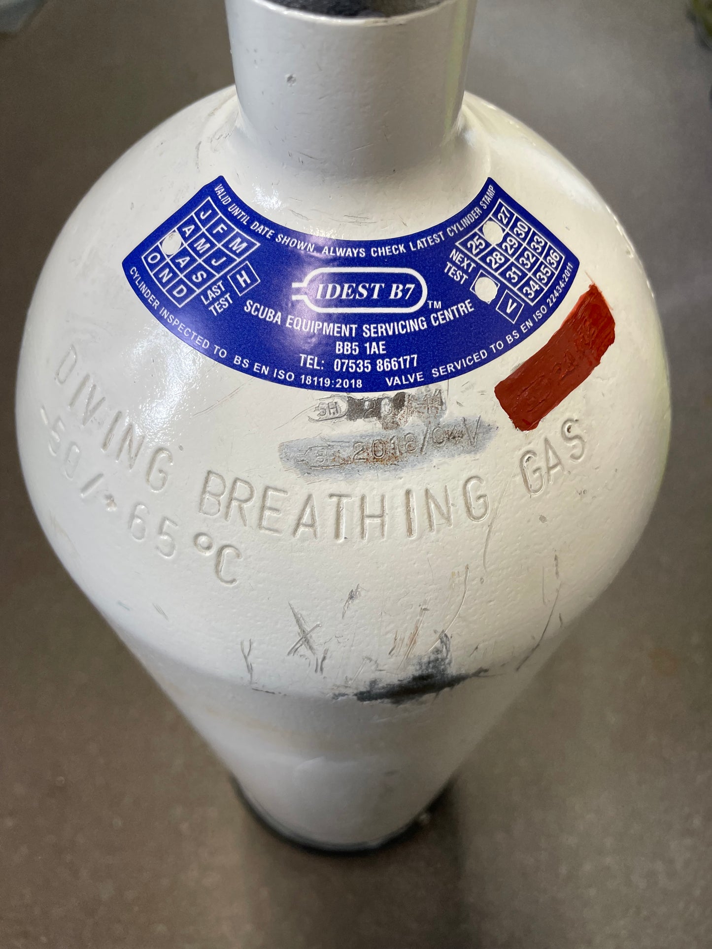 12L Scuba Cylinder Pre-Loved Second Hand New Valve with Fresh Hydrostatic Test + O2, this has a matching sister one of a pair. (1)